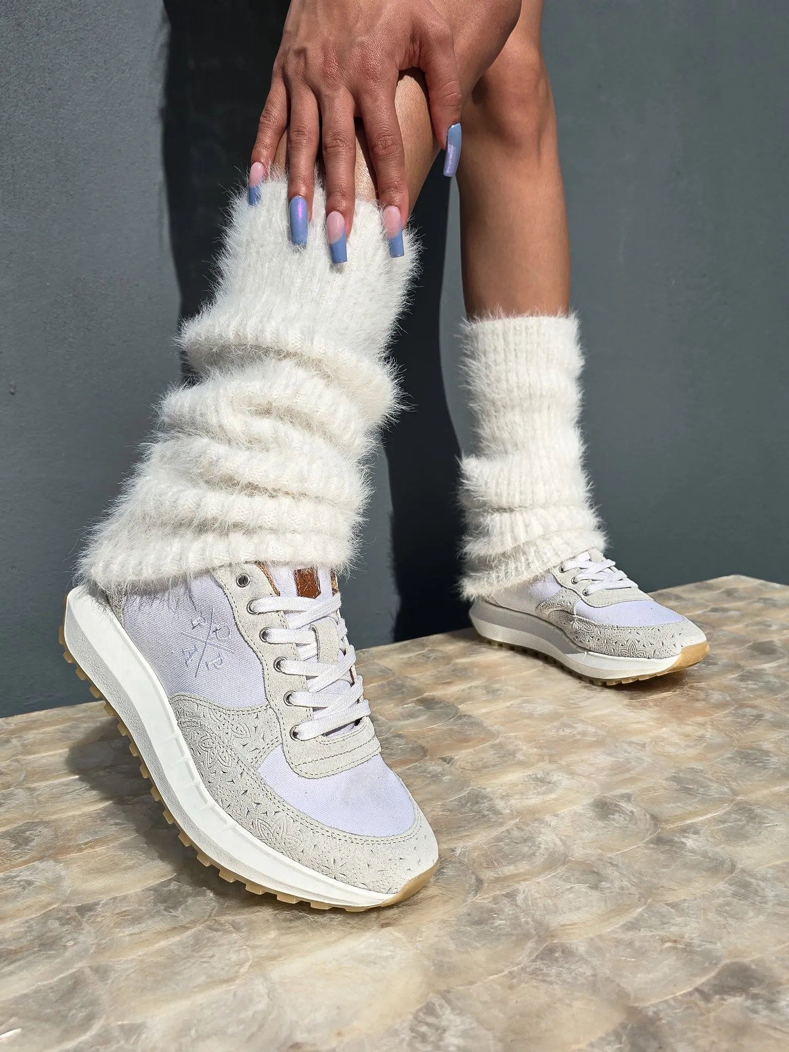 INES ENGRAVED OFF-WHITE