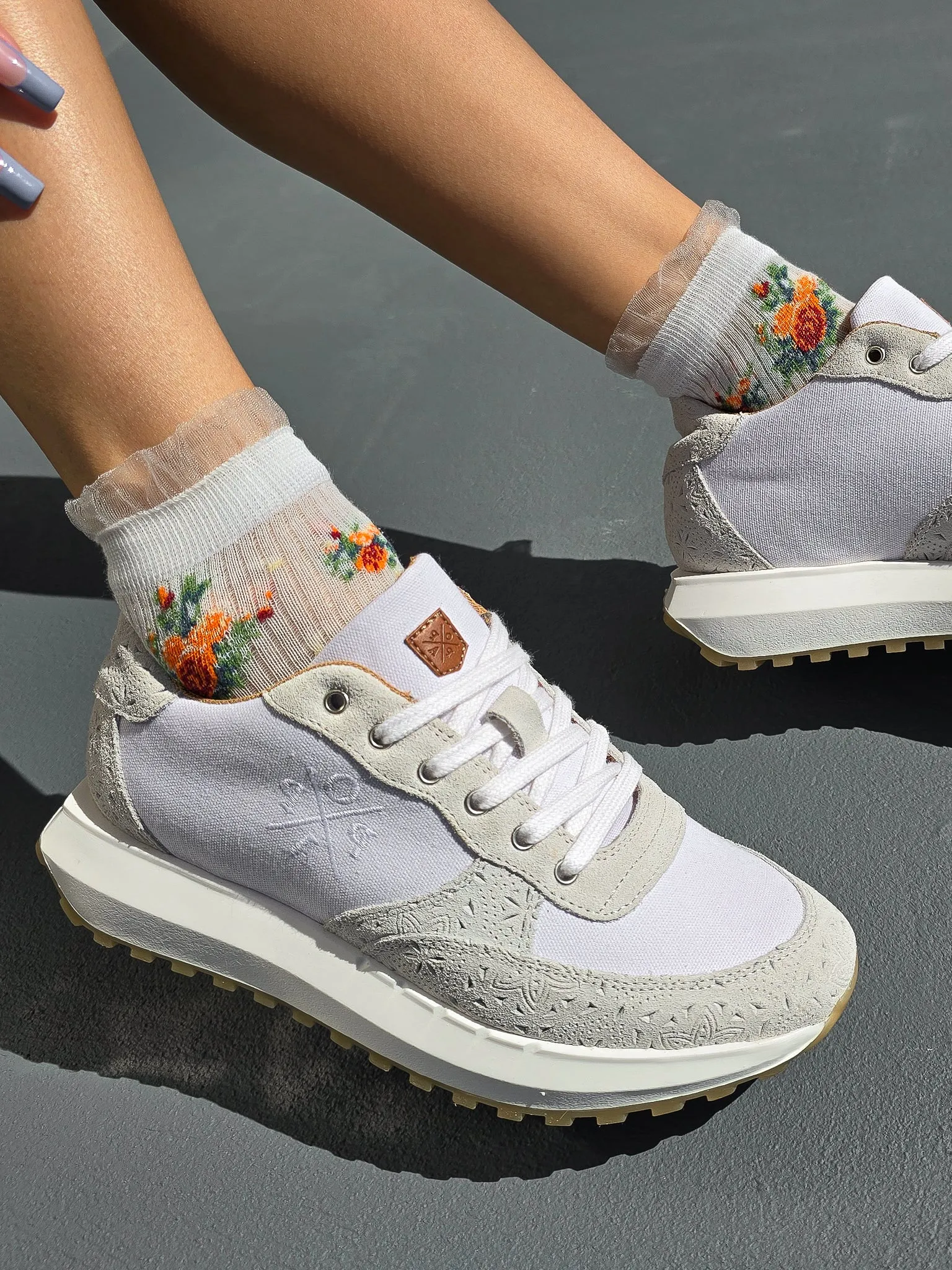INES ENGRAVED OFF-WHITE